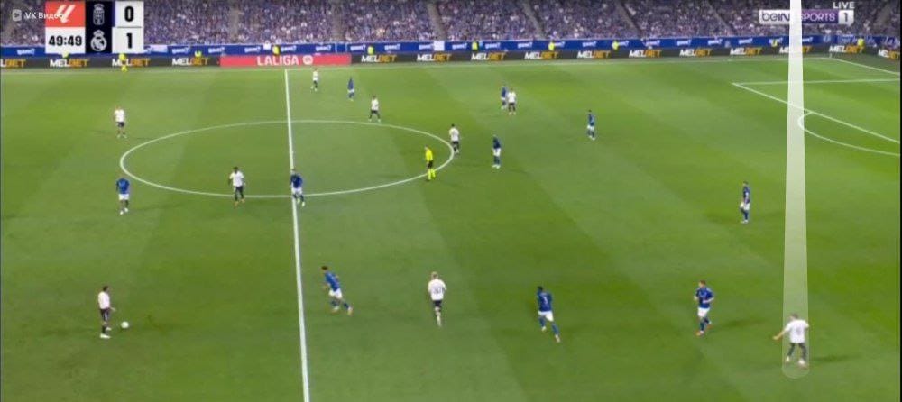 A group of people playing football

AI-generated content may be incorrect.