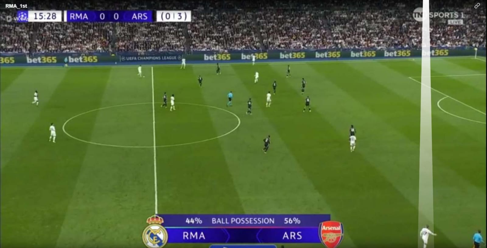 A football game on a field

AI-generated content may be incorrect.