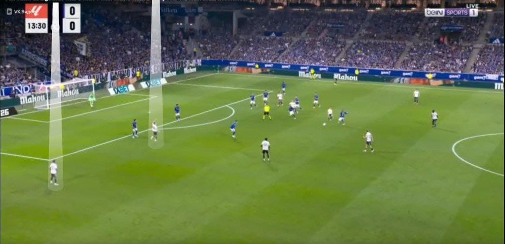 A football game in a stadium

AI-generated content may be incorrect.