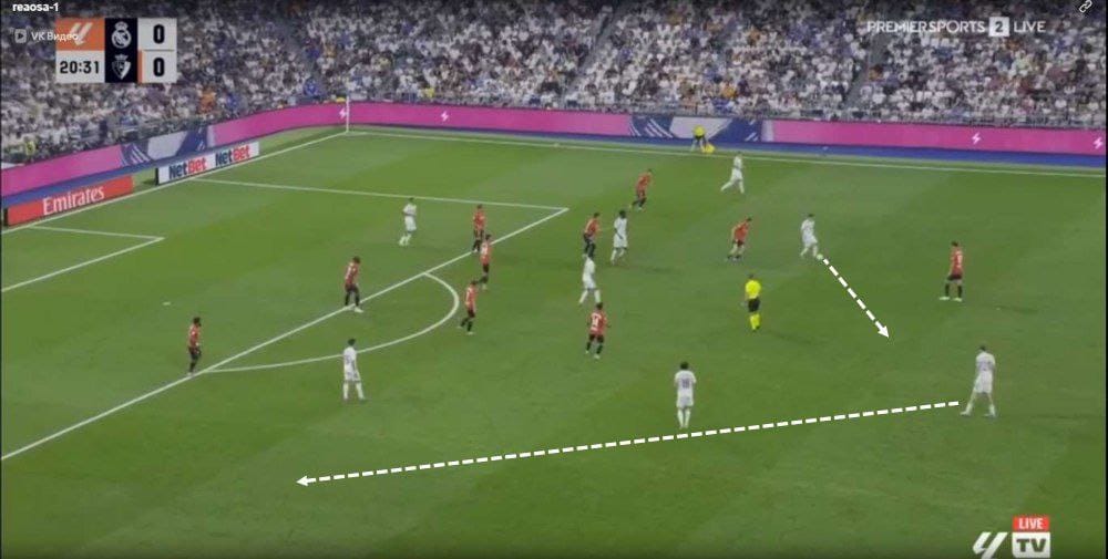 A group of people playing football

AI-generated content may be incorrect.