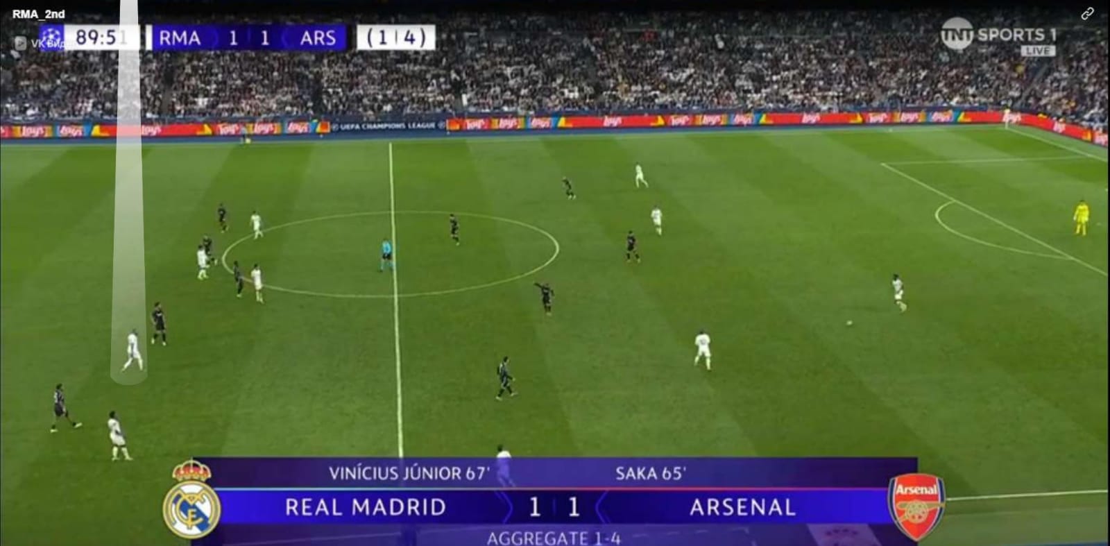 A football game with people on a field

AI-generated content may be incorrect.