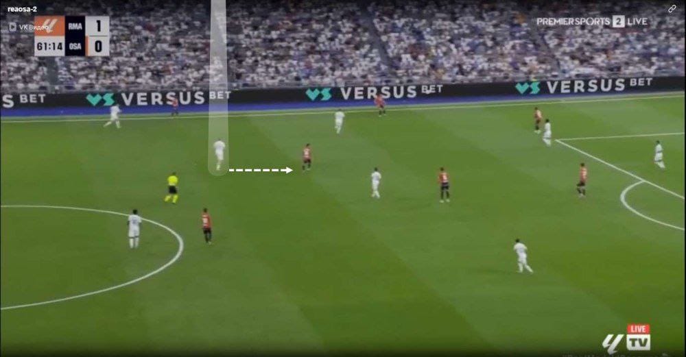 A group of people playing football

AI-generated content may be incorrect.