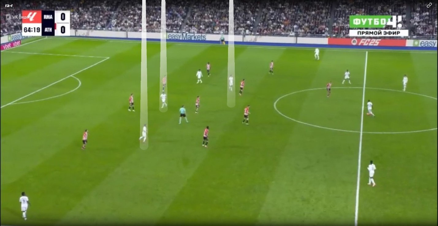 A group of people playing football

AI-generated content may be incorrect.