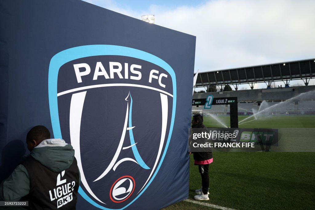 Paris Fc logo